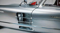 Charger l'image dans la visionneuse de la galerie, LEGRAND Mercedes-Benz 300 SLR « Uhlenhaut Coupé » Kit échelle 1/8 « The Red »
