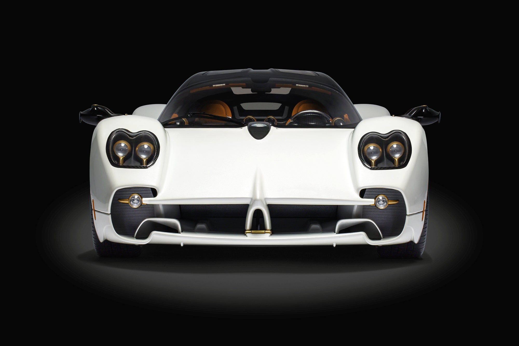 POCHER Pagani Utopia Coupé - Bianco Perla 1:8