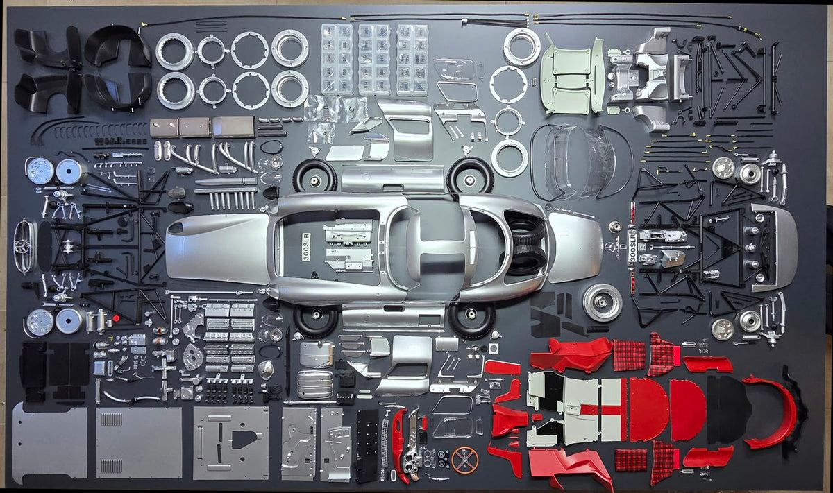 LEGRAND Mercedes-Benz 300 SLR ''Uhlenhaut Coupé'' Bausatz Maßstab 1/8 "The Red"