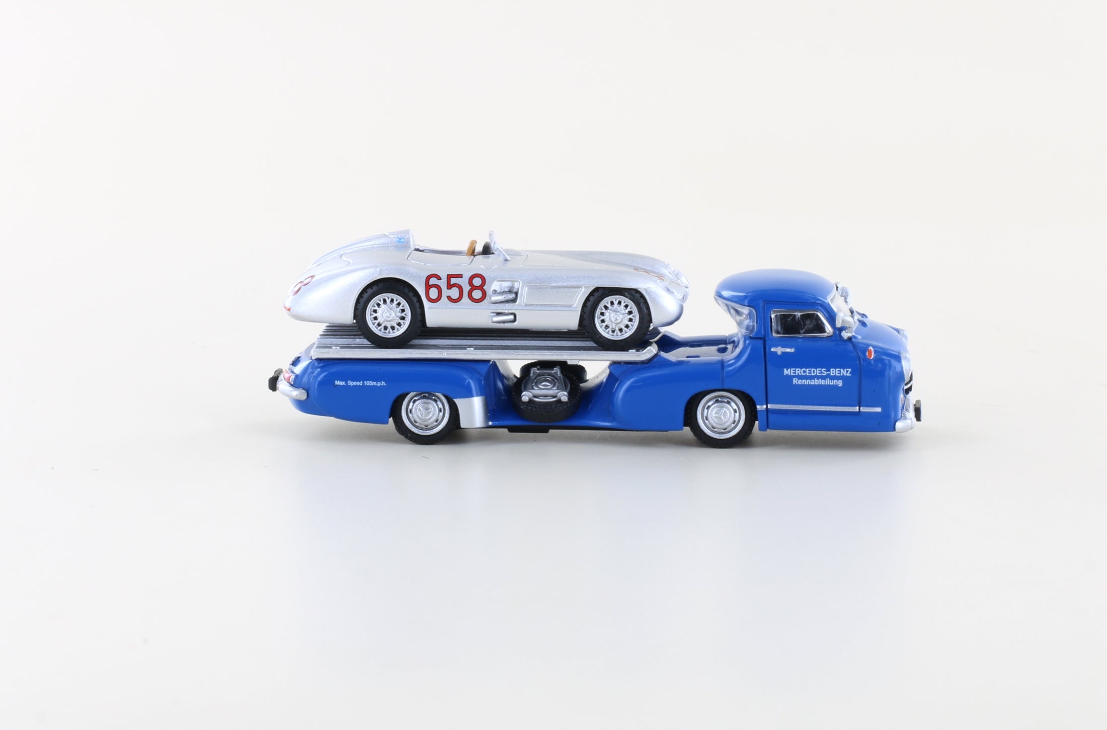 Transporteur Mercedes-Benz avec 300 SLR J.M. Fangio 658, échelle 1/87